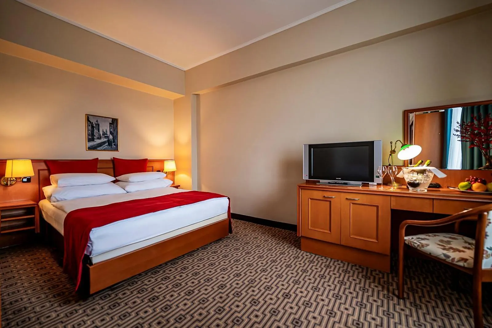 Grand Hotel International - Czech Leading Hotels Prague 4*,