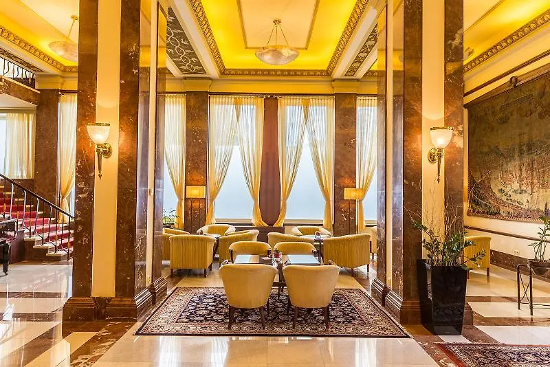 Grand Hotel International - Czech Leading Hotels Praha 4*,